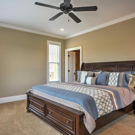 Spacious Family-Friendly Retreat With Winter Rates! Greensboro Exterior foto